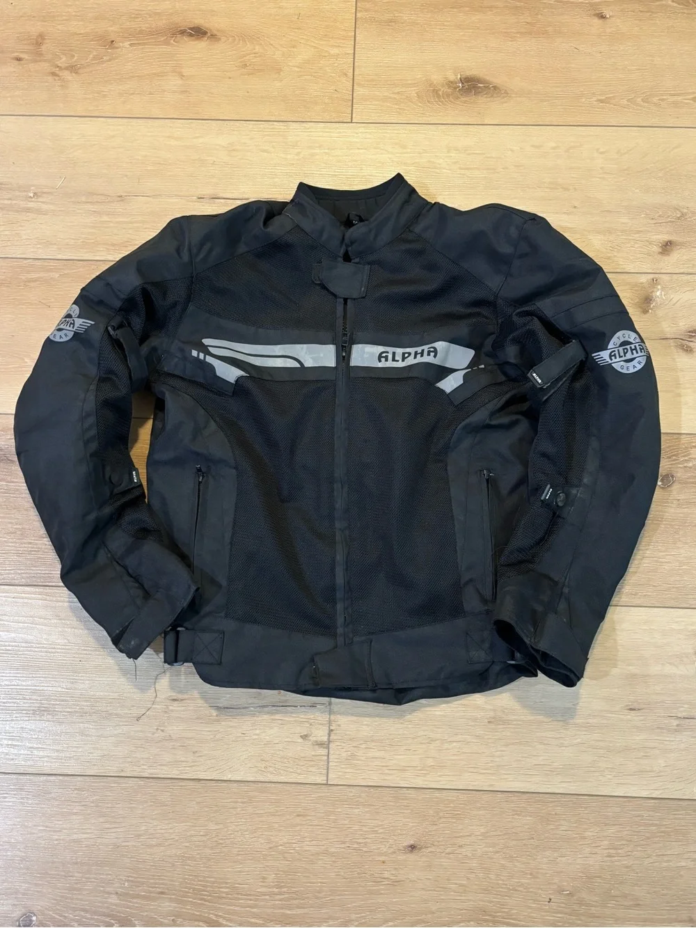 Cycle Alpha Gear Medium Jacket Black